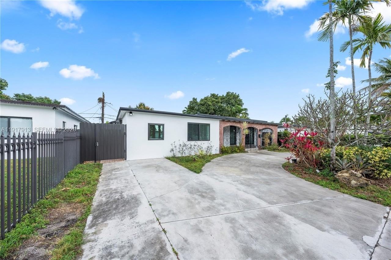 161 Sw 52nd Ct #161 - Photo 4 of 22