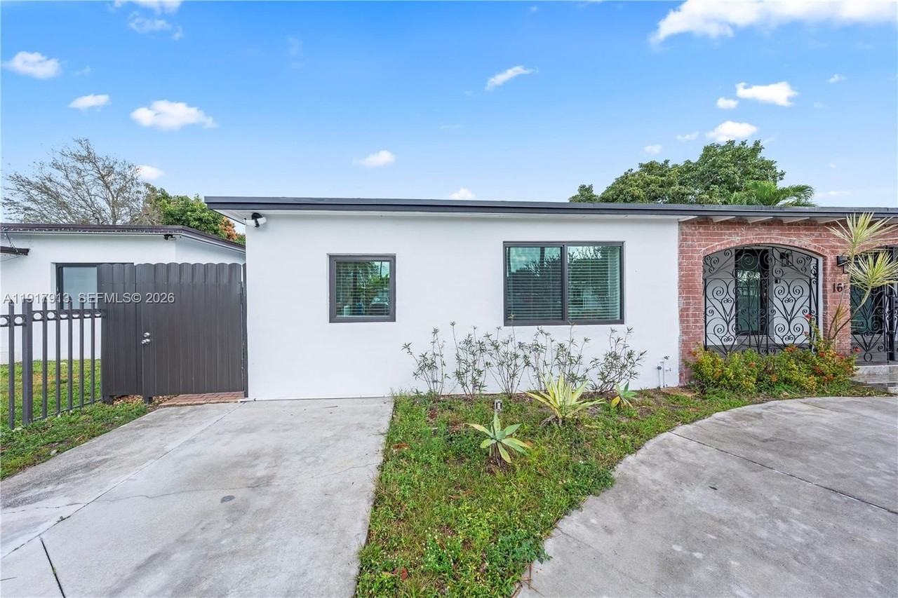 161 Sw 52nd Ct #161 - Photo 5 of 22