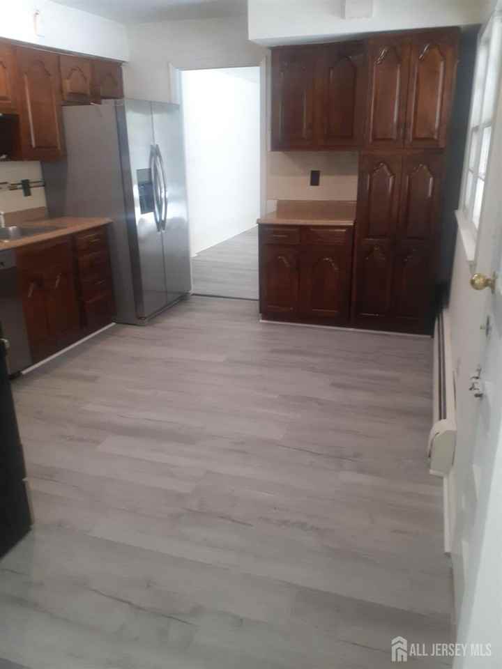 1776 Oak Tree Rd - Photo 2 of 9