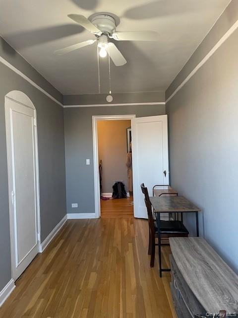 300 Main St - Photo 4 of 15