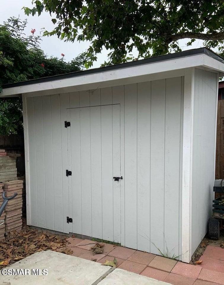 1244 Devon Ln - Photo 7 of 10