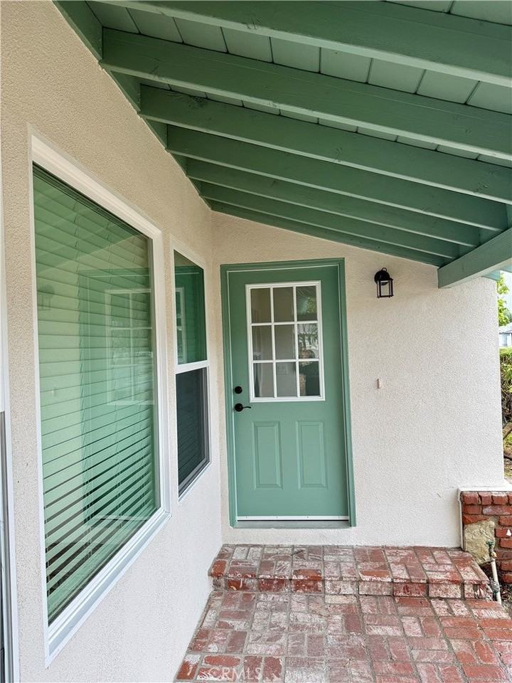 16930 Tupper St - Photo 3 of 24