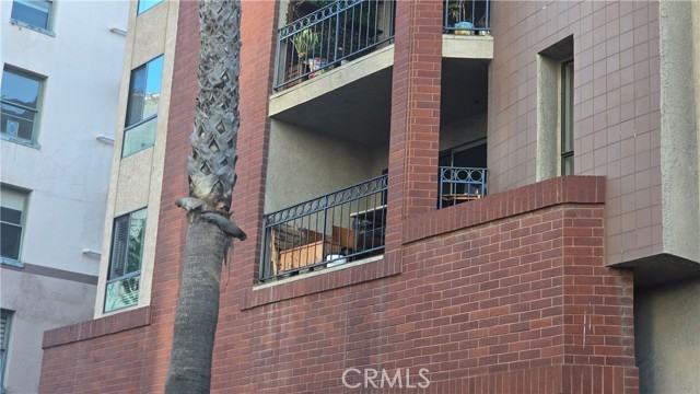 35 Linden Ave ##301 - Photo 3 of 21