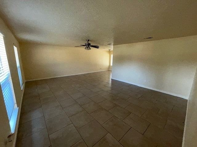 11447 Loyola Dr - Photo 2 of 9