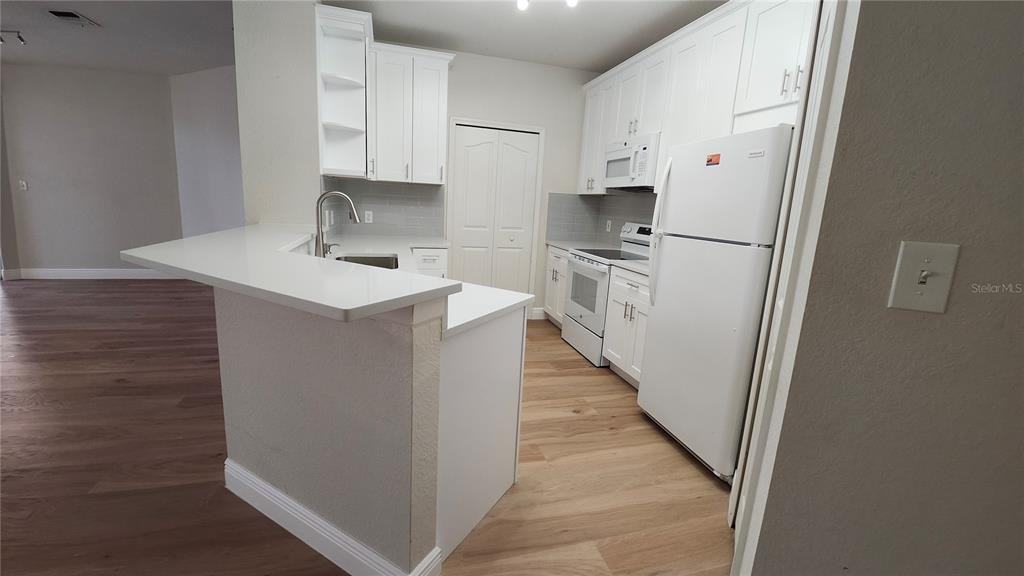 5813 Legacy Crescent Pl ##203 - Photo 6 of 19