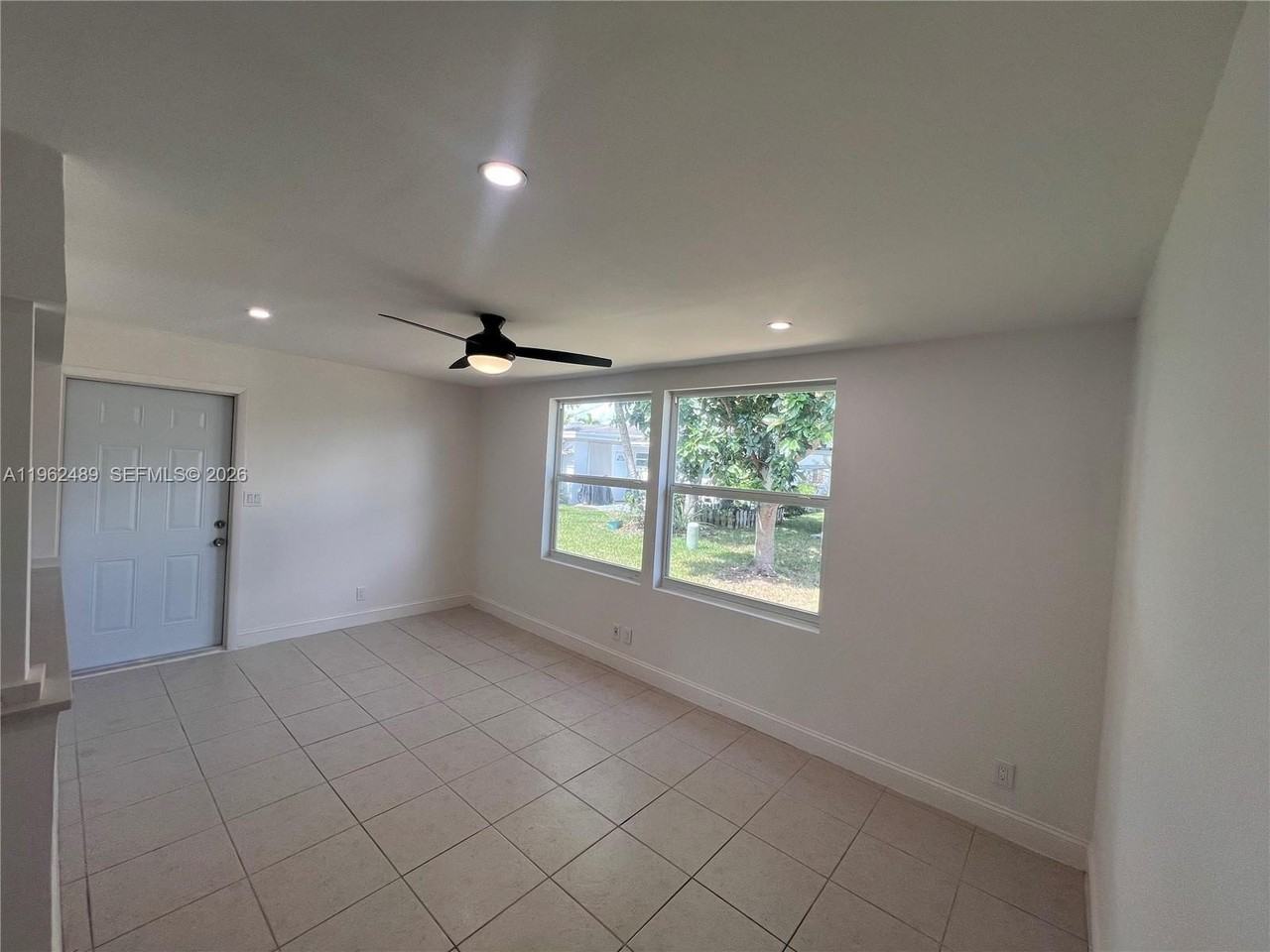 7313 Nw 57th Ct - Photo 7 of 13