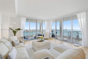 featured image of 848 Brickell Key Dr #1601