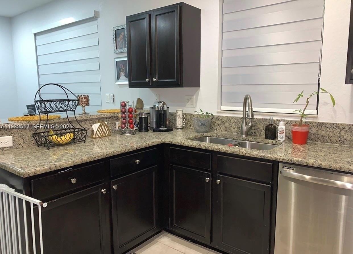 3392 W 90th Ter - Photo 3 of 38