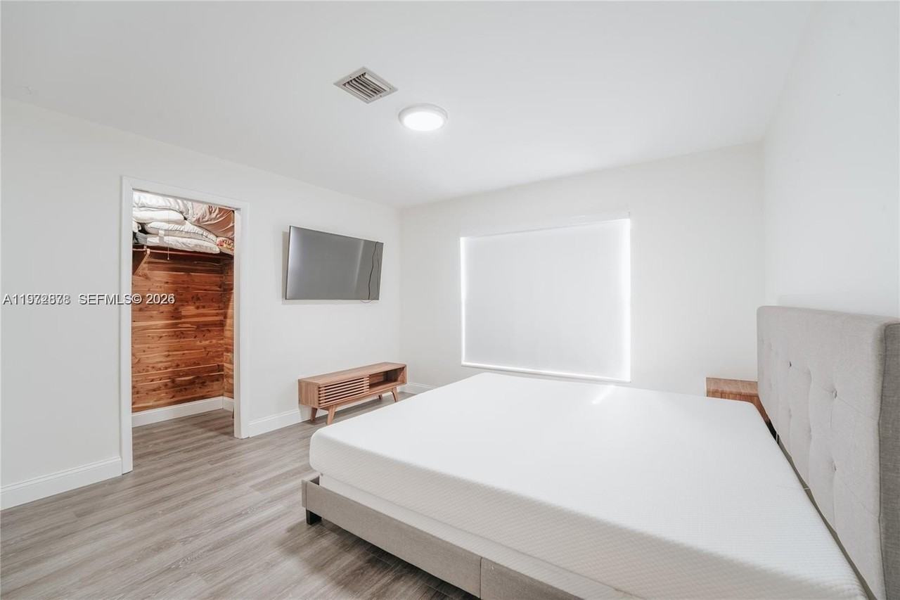 11080 Peachtree Dr - Photo 6 of 13