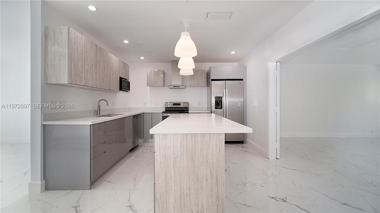 11690 Sw 81st Rd #11690 - Photo 7 of 26