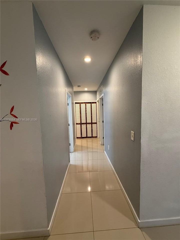 8297 Nw 12th Pl #12THPLACE - Photo 3 of 5