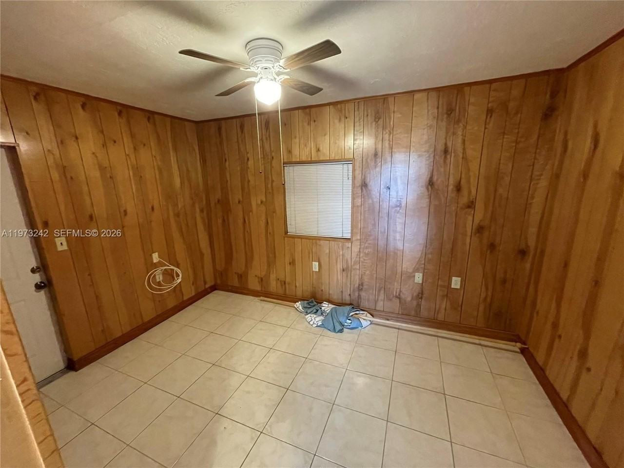 6871 Nw 29th St - Photo 5 of 9