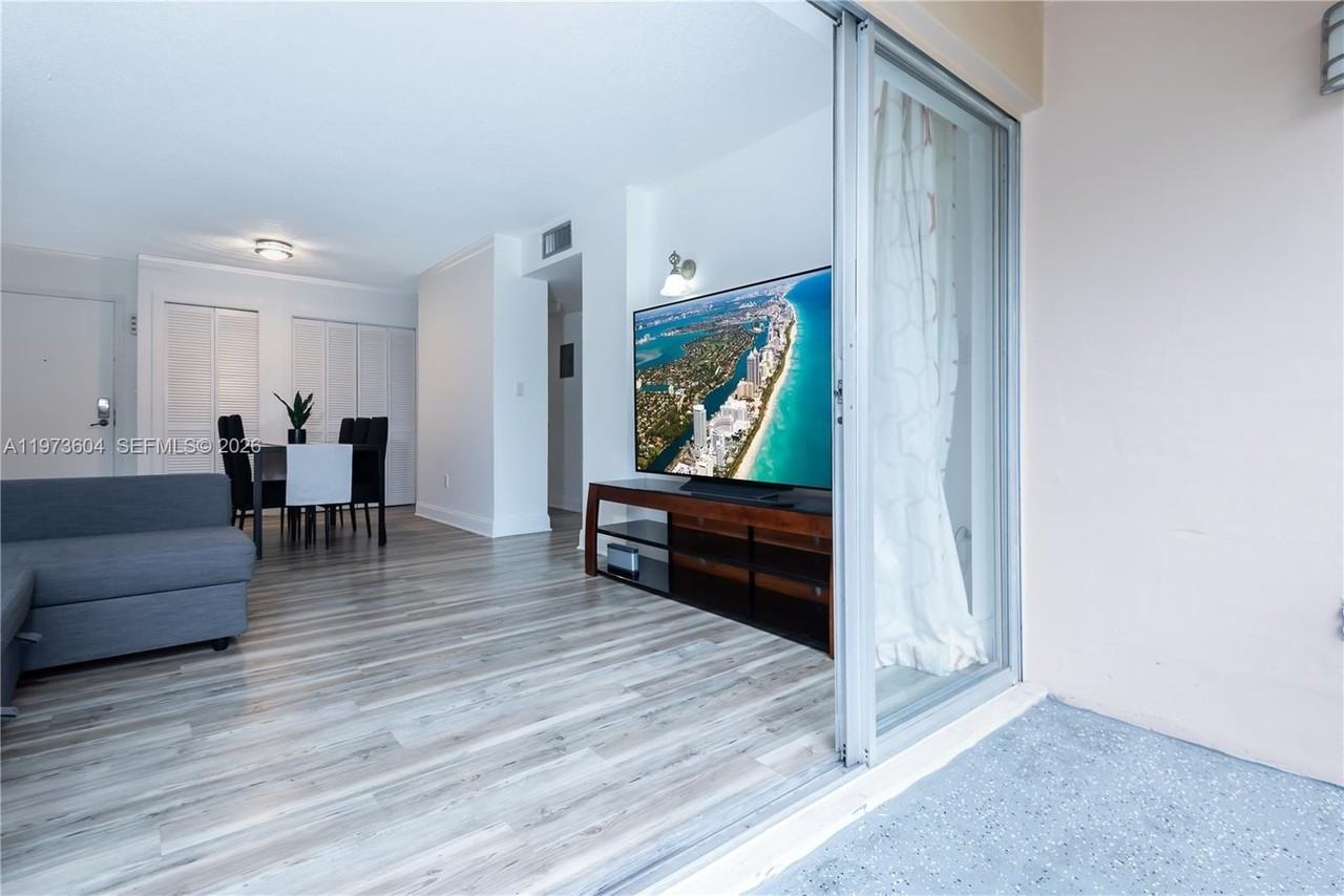 8889 Fontainebleau Blvd #201 - Photo 5 of 24