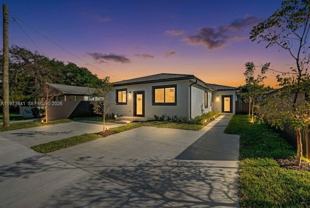 12120 Sw 219th St #B - Photo 1 of 1