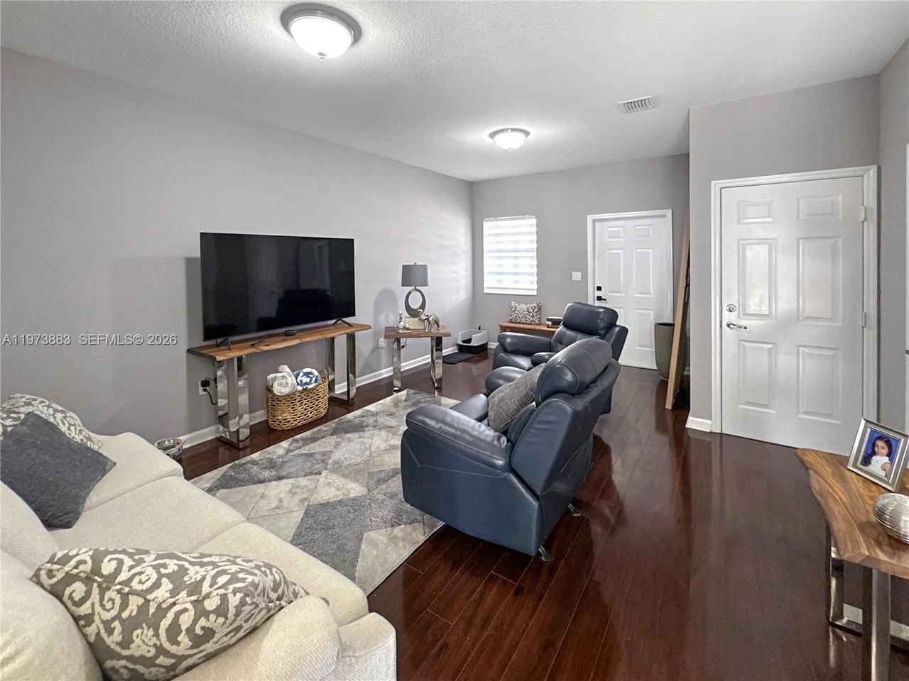 8877 Sw 223rd Ln - Photo 2 of 20