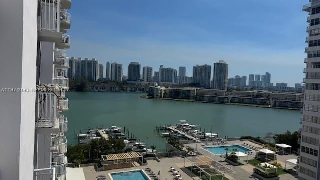 18051 Biscayne Blvd #1103 - Photo 5 of 20