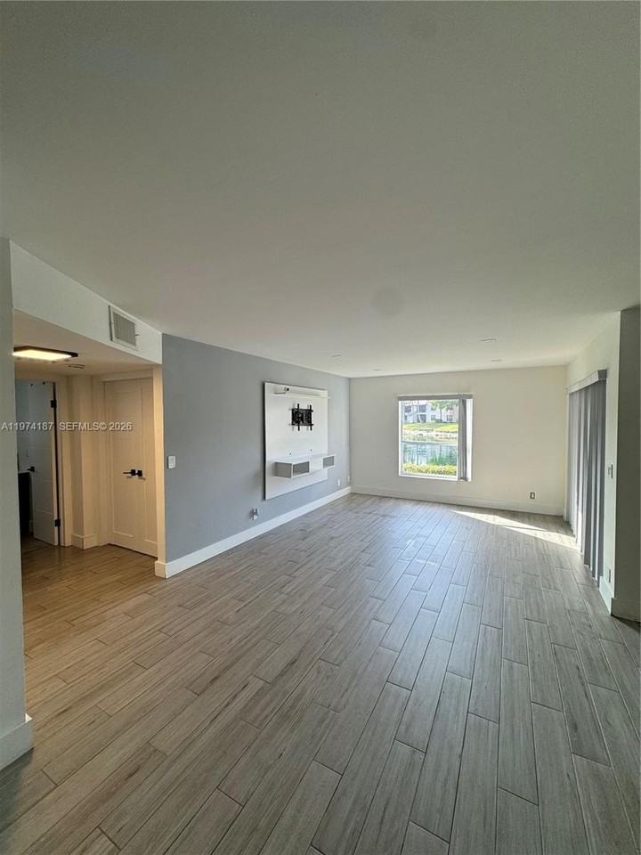 3418 Nw 47th Ave #3144 - Photo 6 of 22