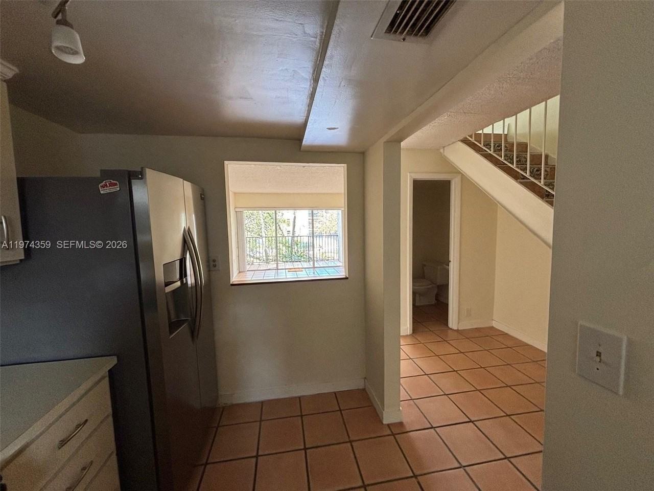 210 Nw 87th Ave #L219 - Photo 4 of 16