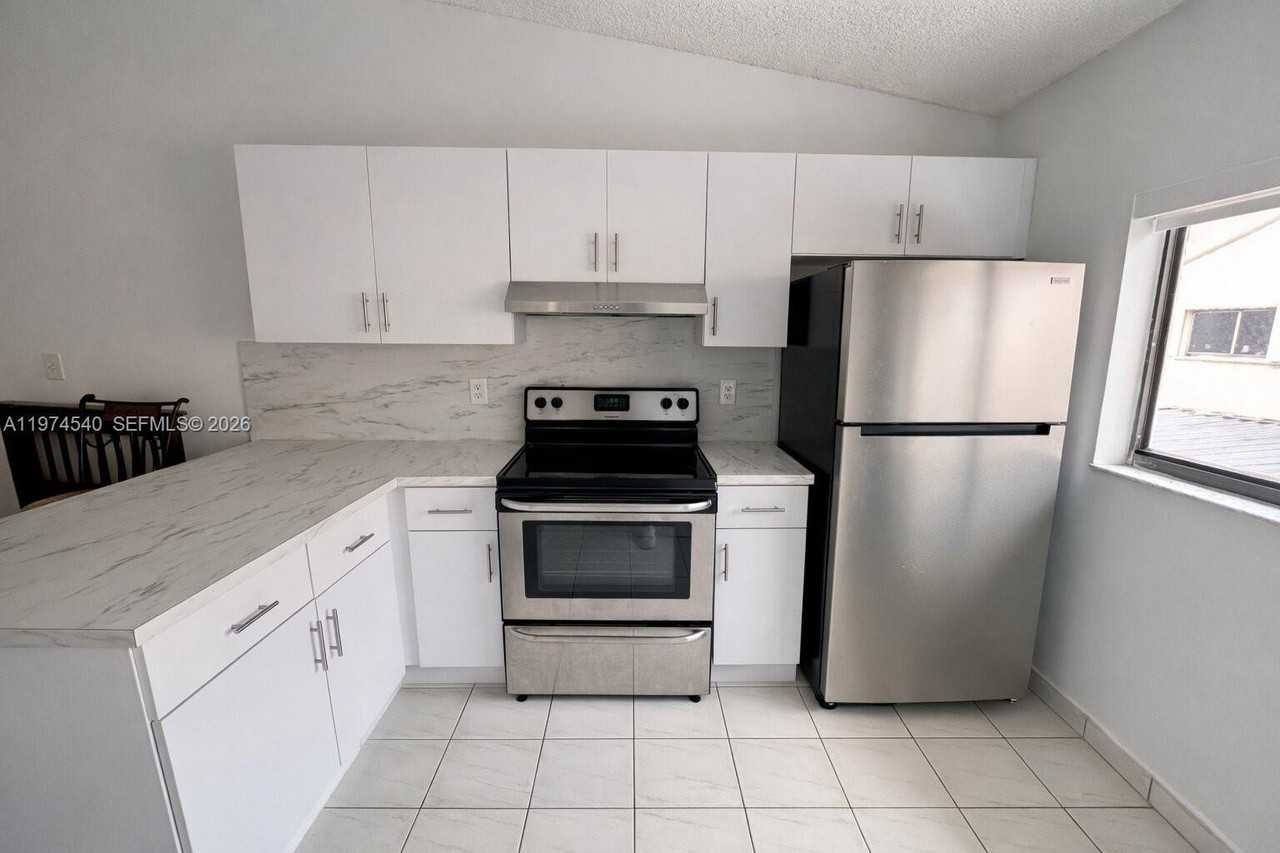 7891 W 29th Way #202 - Photo 5 of 14