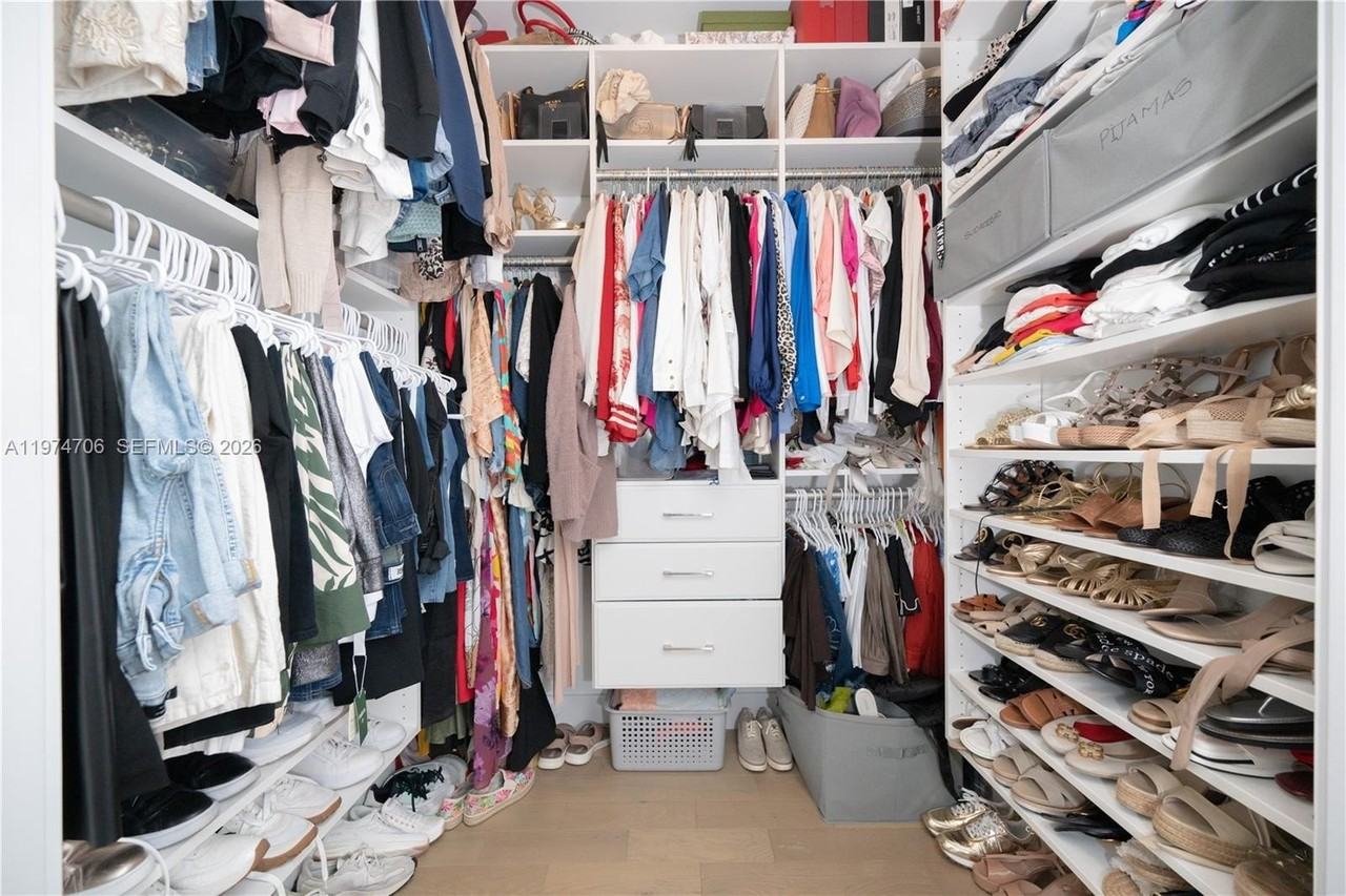 10366 Nw 68th Ter #0 - Photo 6 of 50