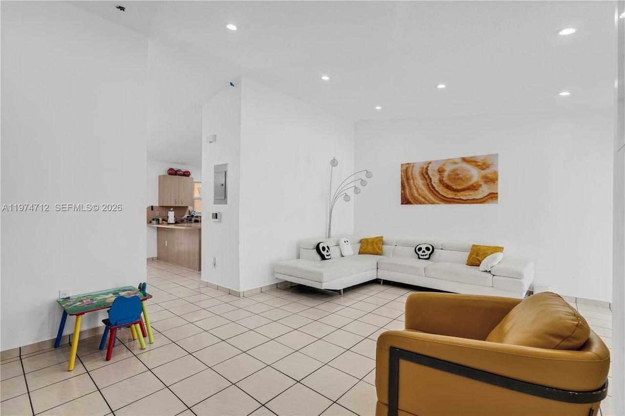 12775 Sw 59th St - Photo 6 of 18