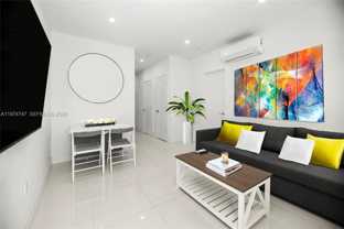 733 Michigan Ave #3 - Photo 1 of 1