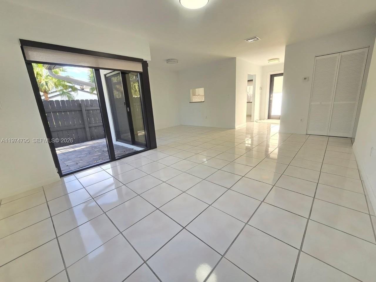 15081 Sw 127th Ct - Photo 3 of 20