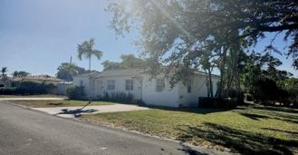 11220 Ne 11th Pl #11220 - Photo 1 of 1