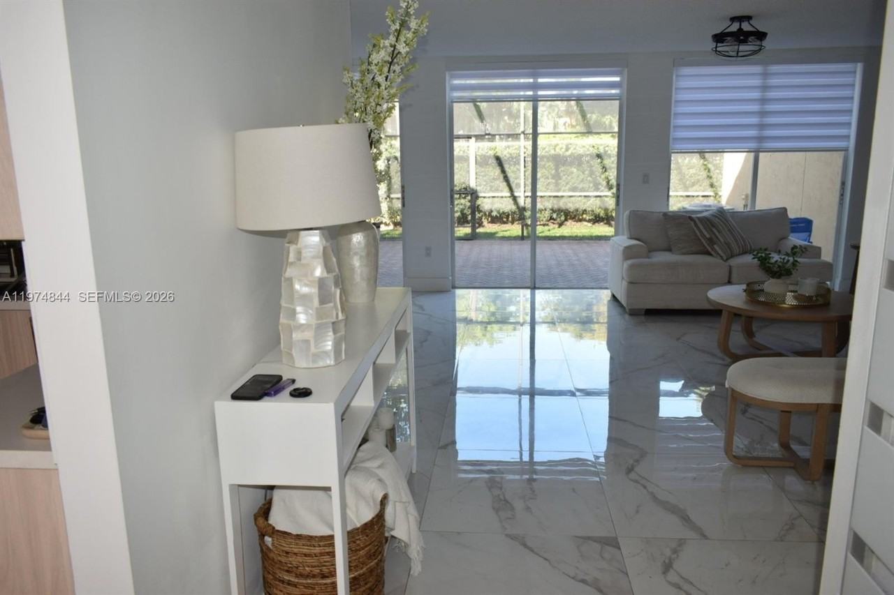 10255 Nw 51st Ln #10255 - Photo 5 of 29