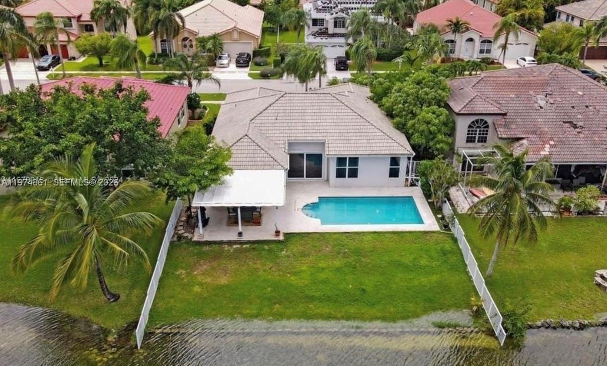 18335 Nw 12th St - Photo 2 of 21