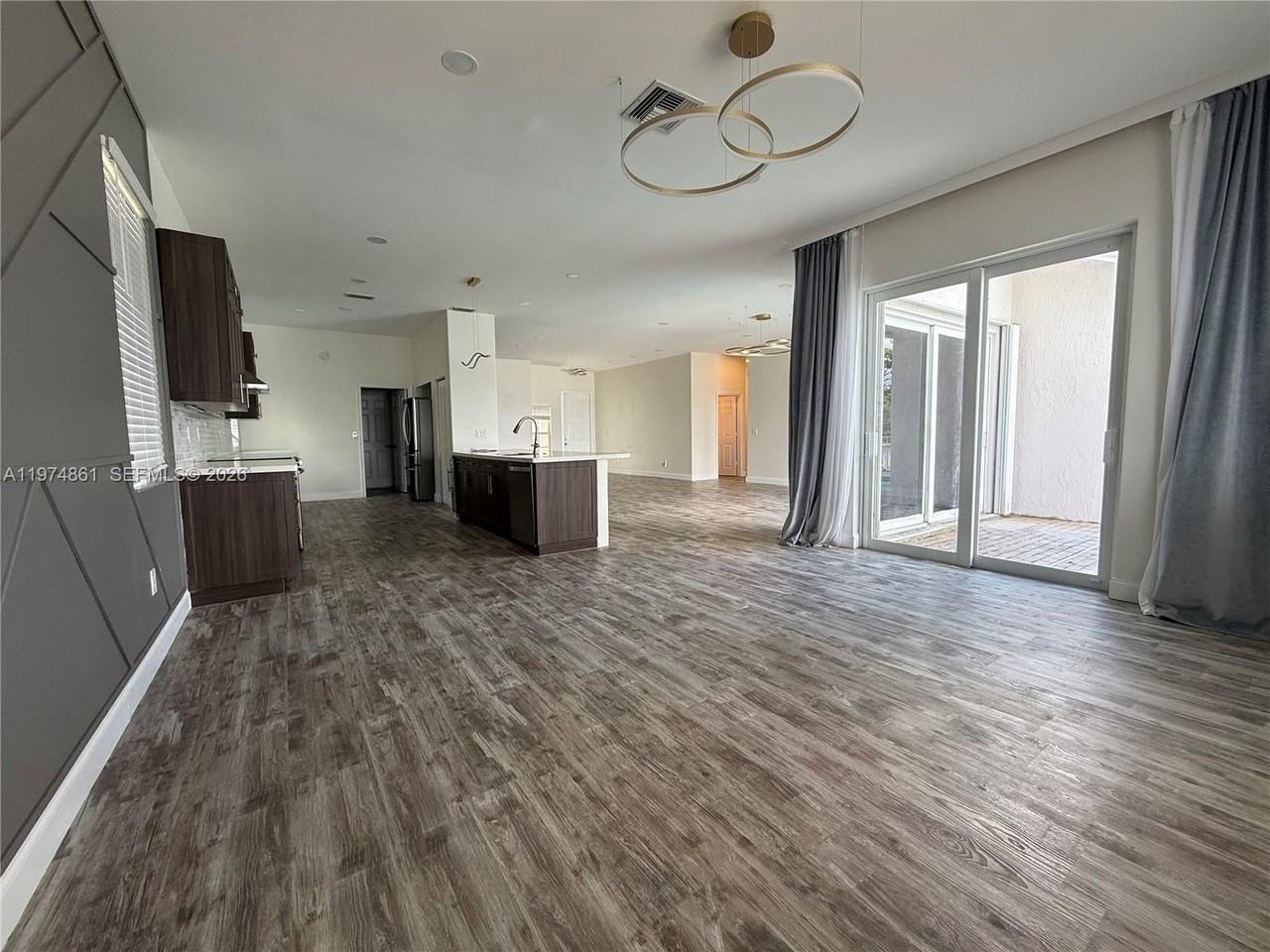 18335 Nw 12th St - Photo 7 of 21