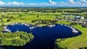 1041 River Run #0 - Photo 4 of 25