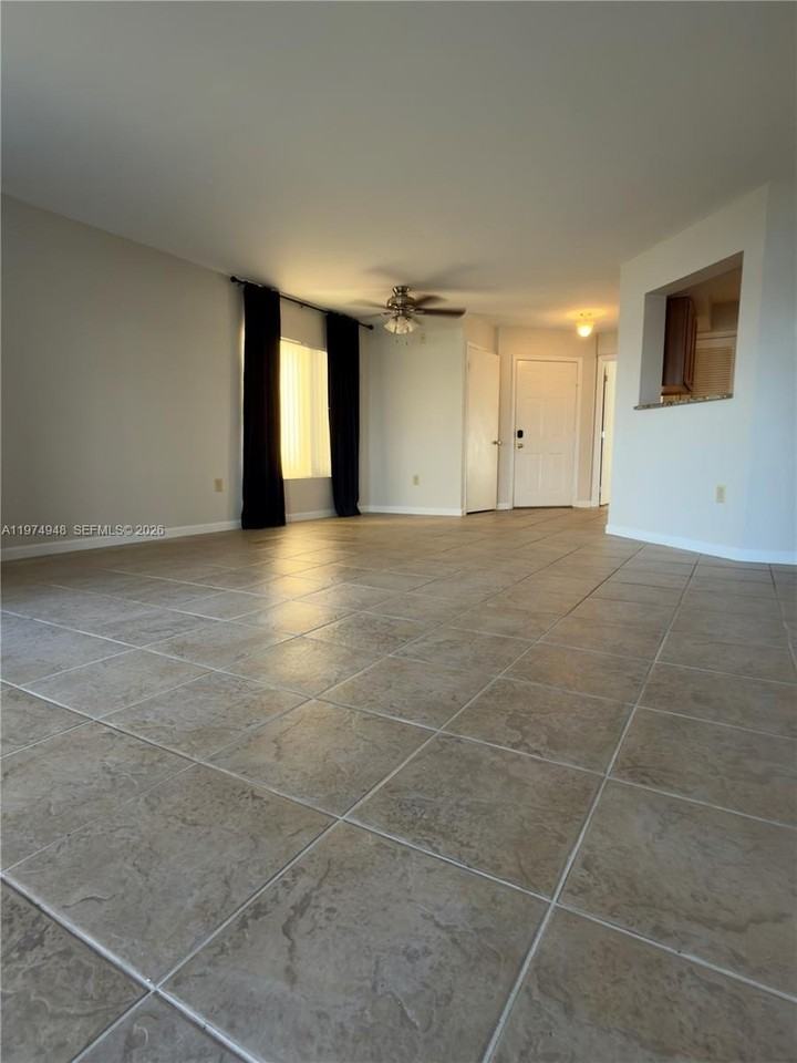 2647 Nw 33rd St #2306 - Photo 6 of 28