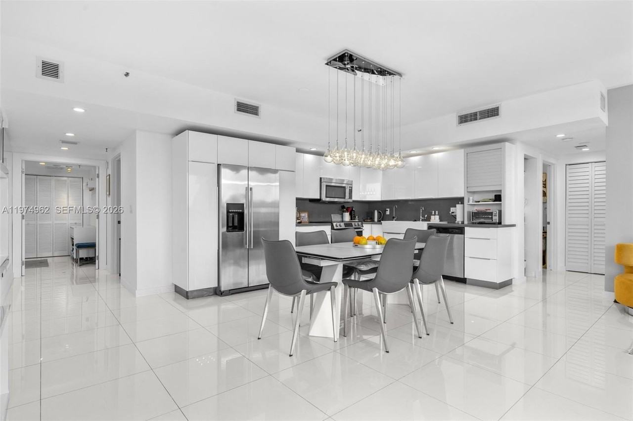 445 Poinciana Dr #1530 - Photo 4 of 35