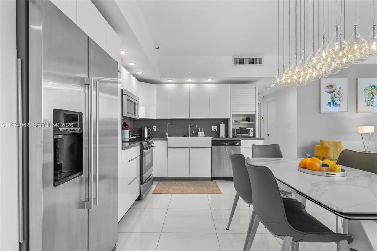 445 Poinciana Dr #1530 - Photo 5 of 35