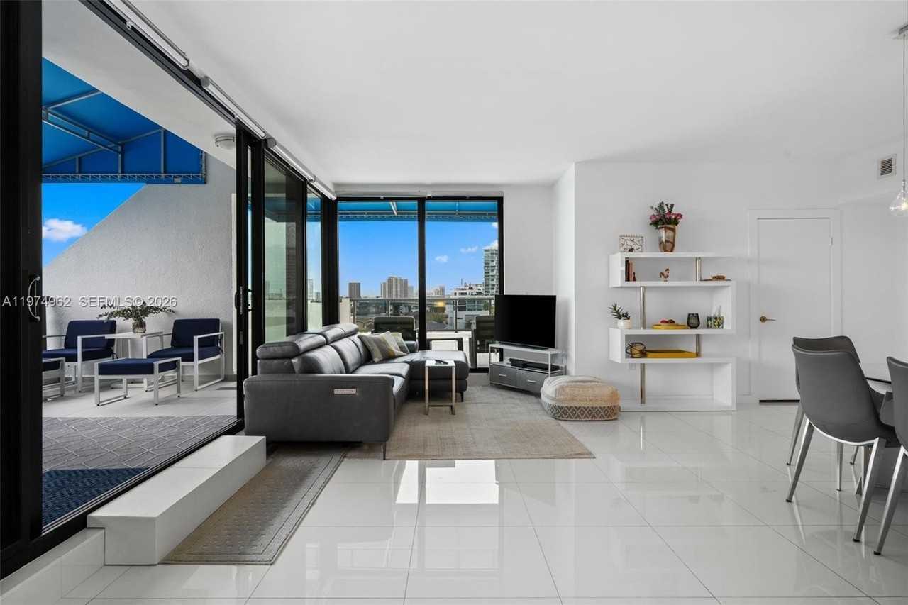 445 Poinciana Dr #1530 - Photo 7 of 35