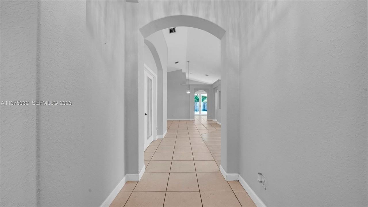 12896 Sw 54th Ct - Photo 2 of 22