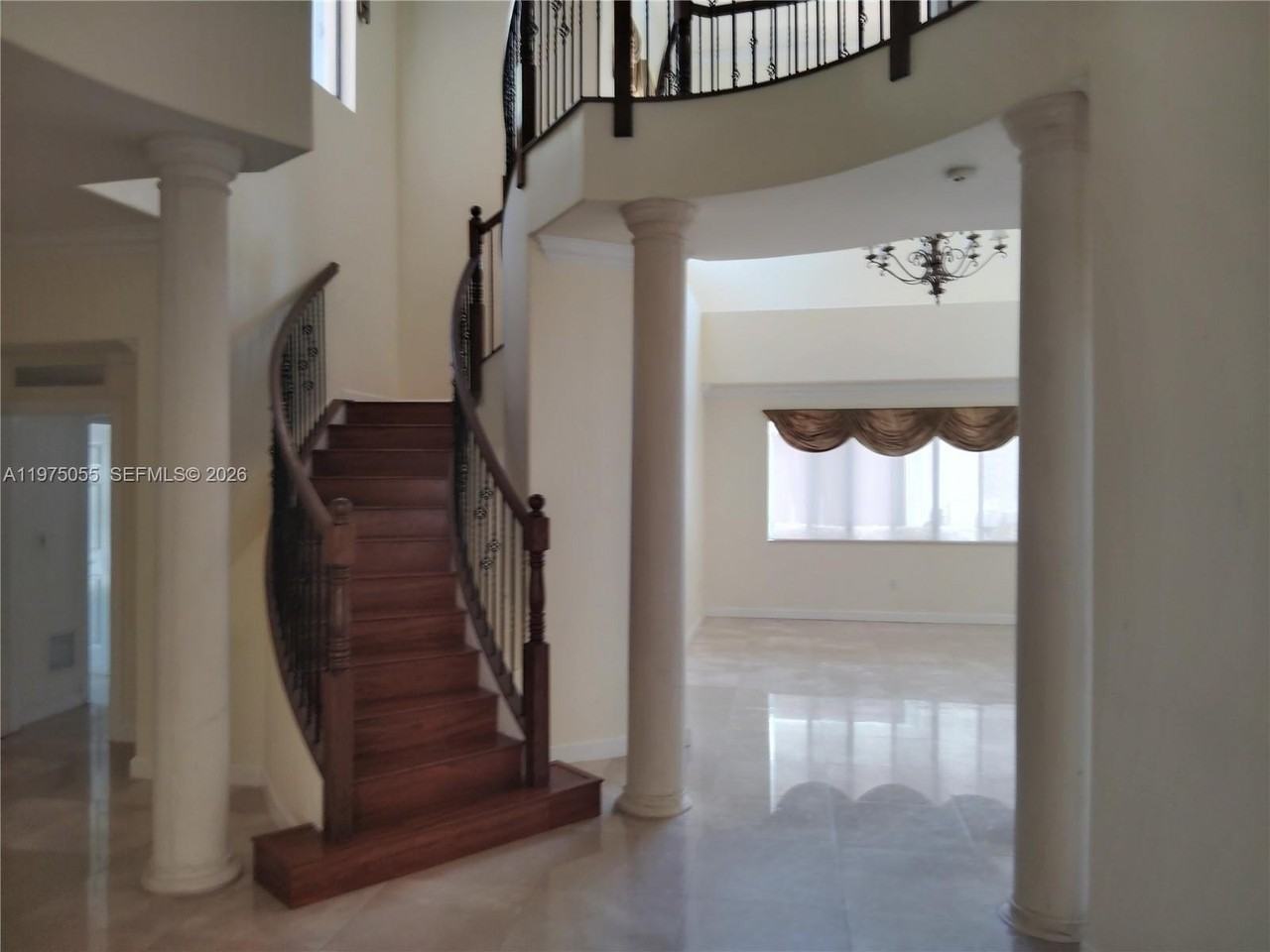 7944 Sw 194th St - Photo 4 of 10