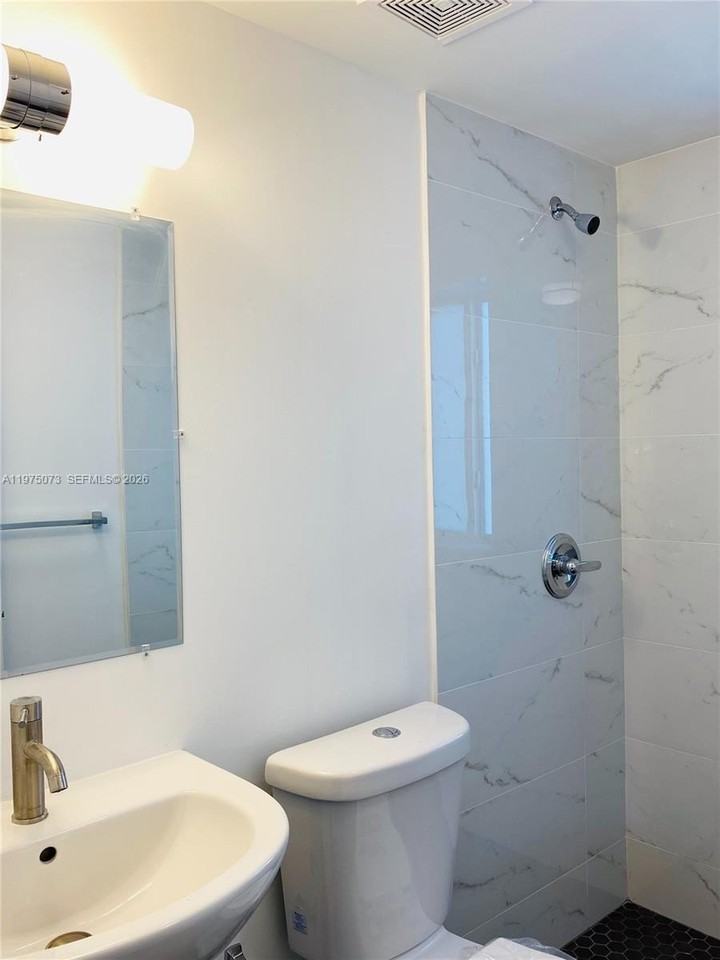 1560 Nw 1st Ct #8 - Photo 2 of 7