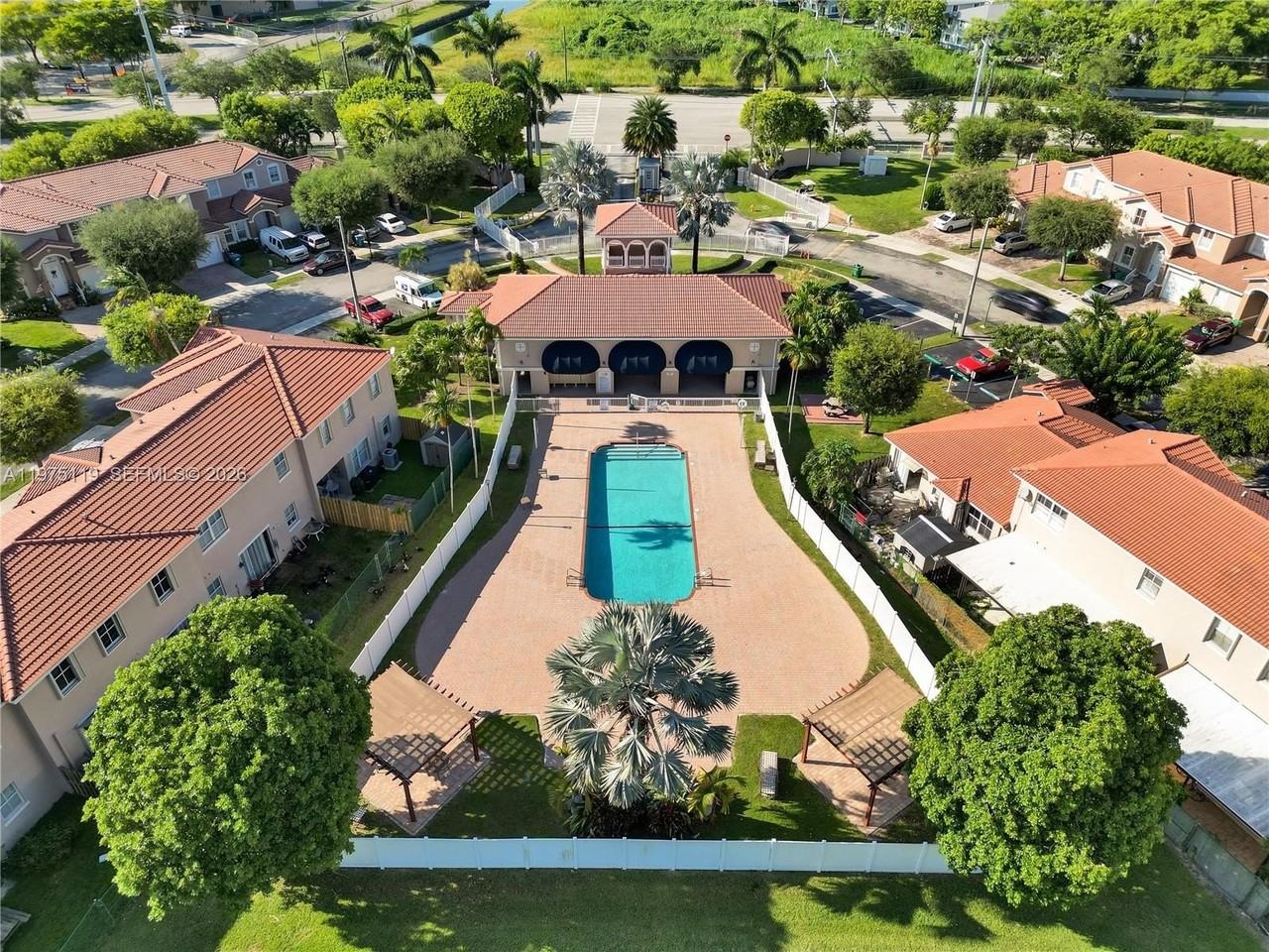 27463 Sw 137th Ct #27364 - Photo 6 of 50