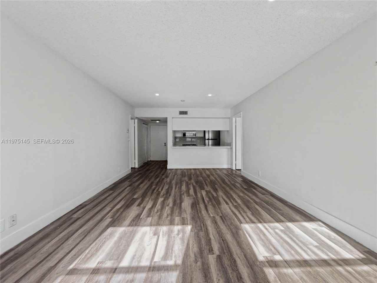 8120 Geneva Ct #453 - Photo 4 of 32