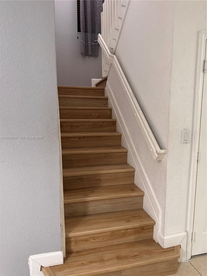 12821 Sw 135th St - Photo 5 of 12