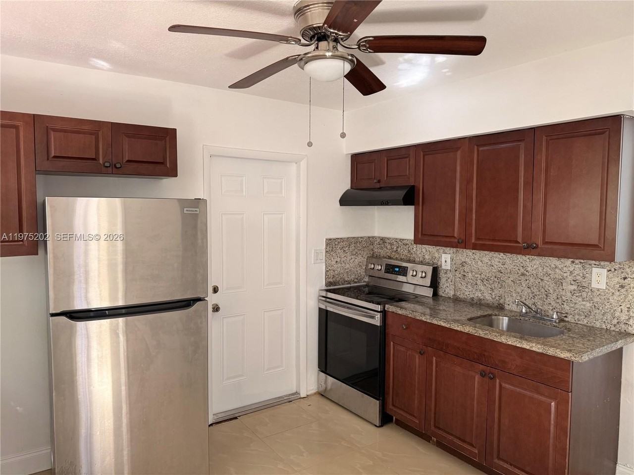 313 Ne 57th St #313 - Photo 2 of 13