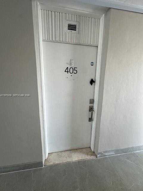 6450 Collins Ave #405 - Photo 5 of 24