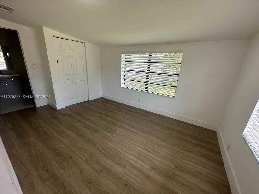 3701 Sw 40th St #0 - Photo 5 of 12