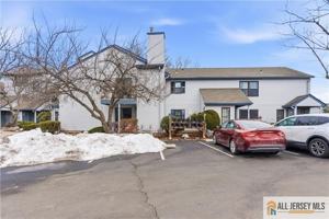 featured image of 809 Woodbridge Commons Way #809