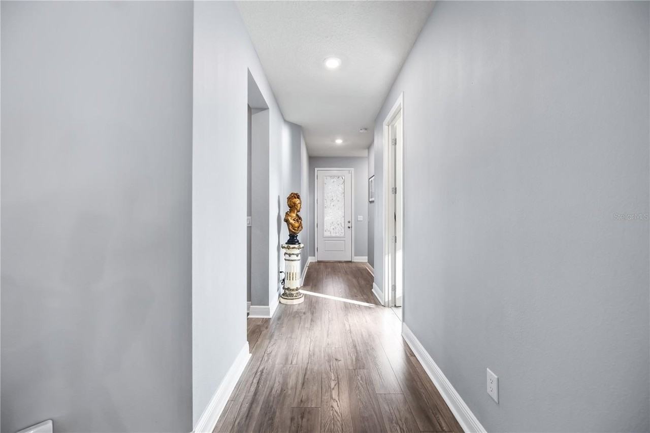 3926 Sunshine Pine Ave - Photo 6 of 50