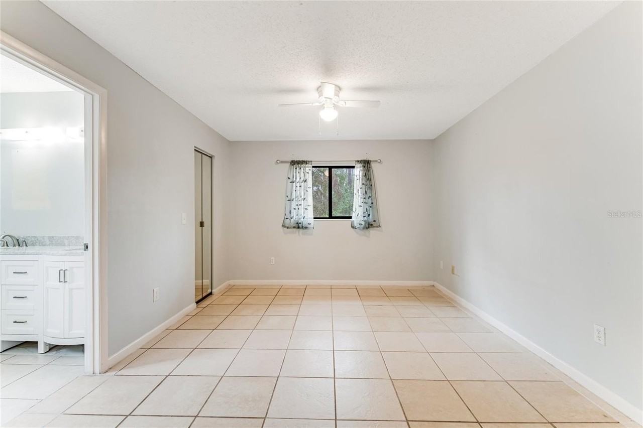 49 Braddock Ln - Photo 4 of 23