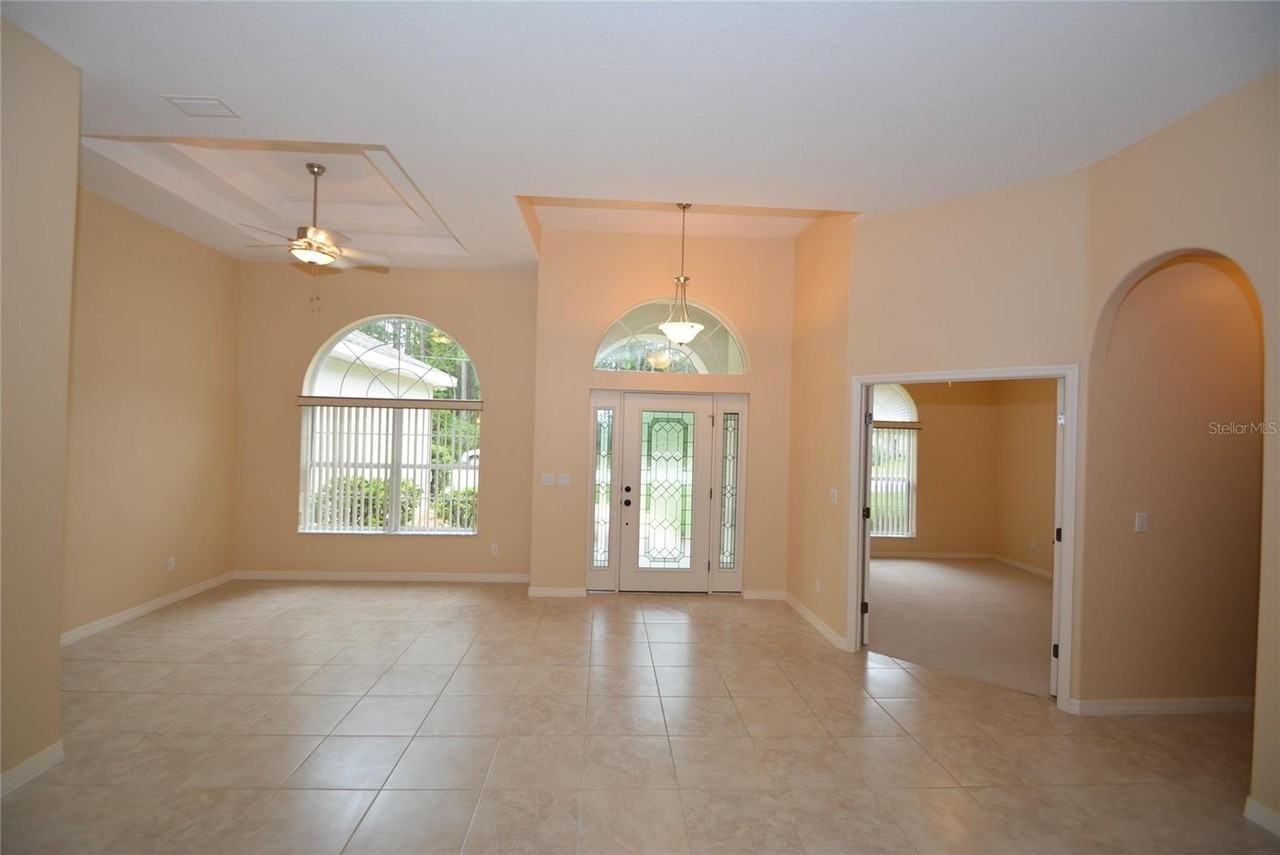 24 Edgely Ln - Photo 4 of 29