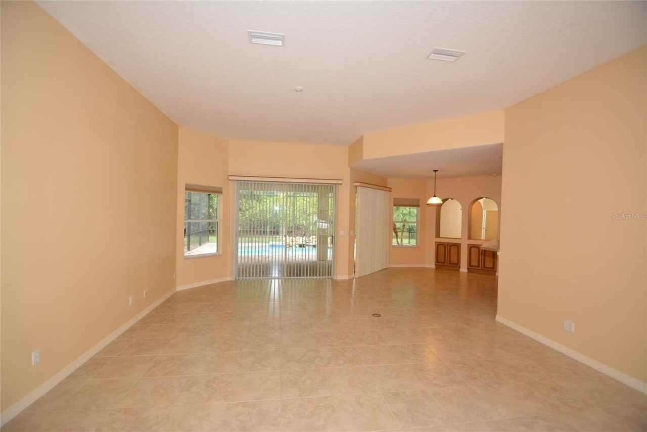 24 Edgely Ln - Photo 6 of 29